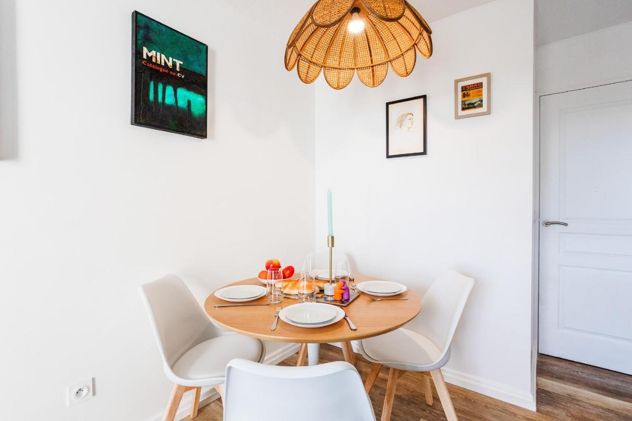L'Ange Gardien III Ap4293 By Riviera Holiday Homes Villefranche-sur-Mer Esterno foto